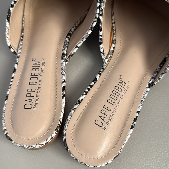 Cape Robbin Black and White Snakeskin Mules With Gold Stud Detail - Picture 4 of 6